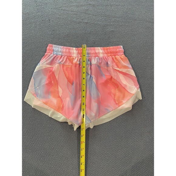 NWT Halara  Drawstring Contrast Mesh 2-in-1 Shorts S 3" Color Print Golden Faith - Picture 6 of 11
